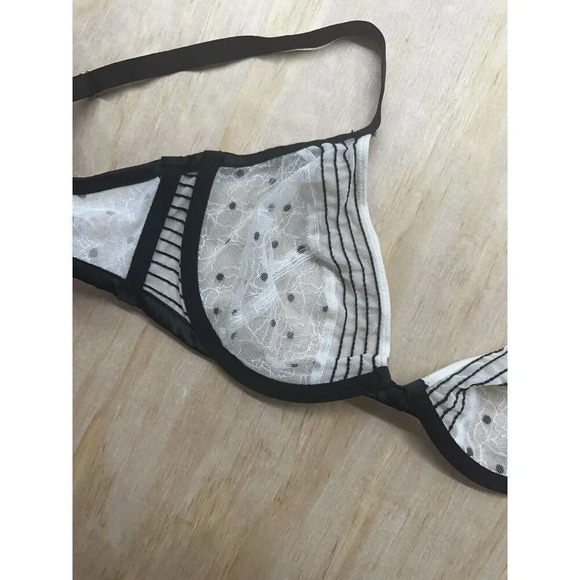 NEW Victorias Secret 32DD Unlined Low Cut Demi Bra Black White Mesh Sheer - Picture 4 of 5
